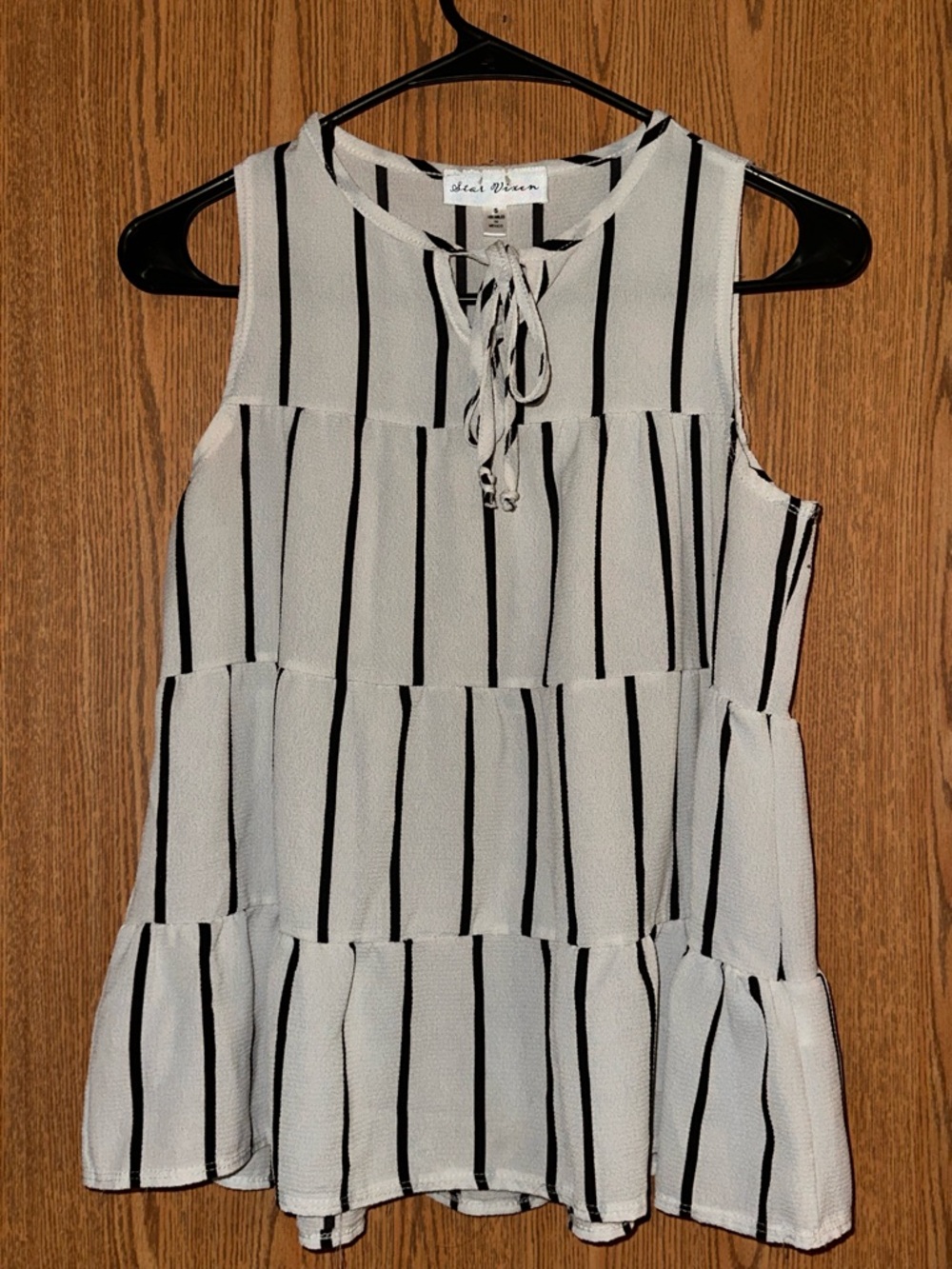 Star Vixen White Sleeveless Striped Tiered Blouse